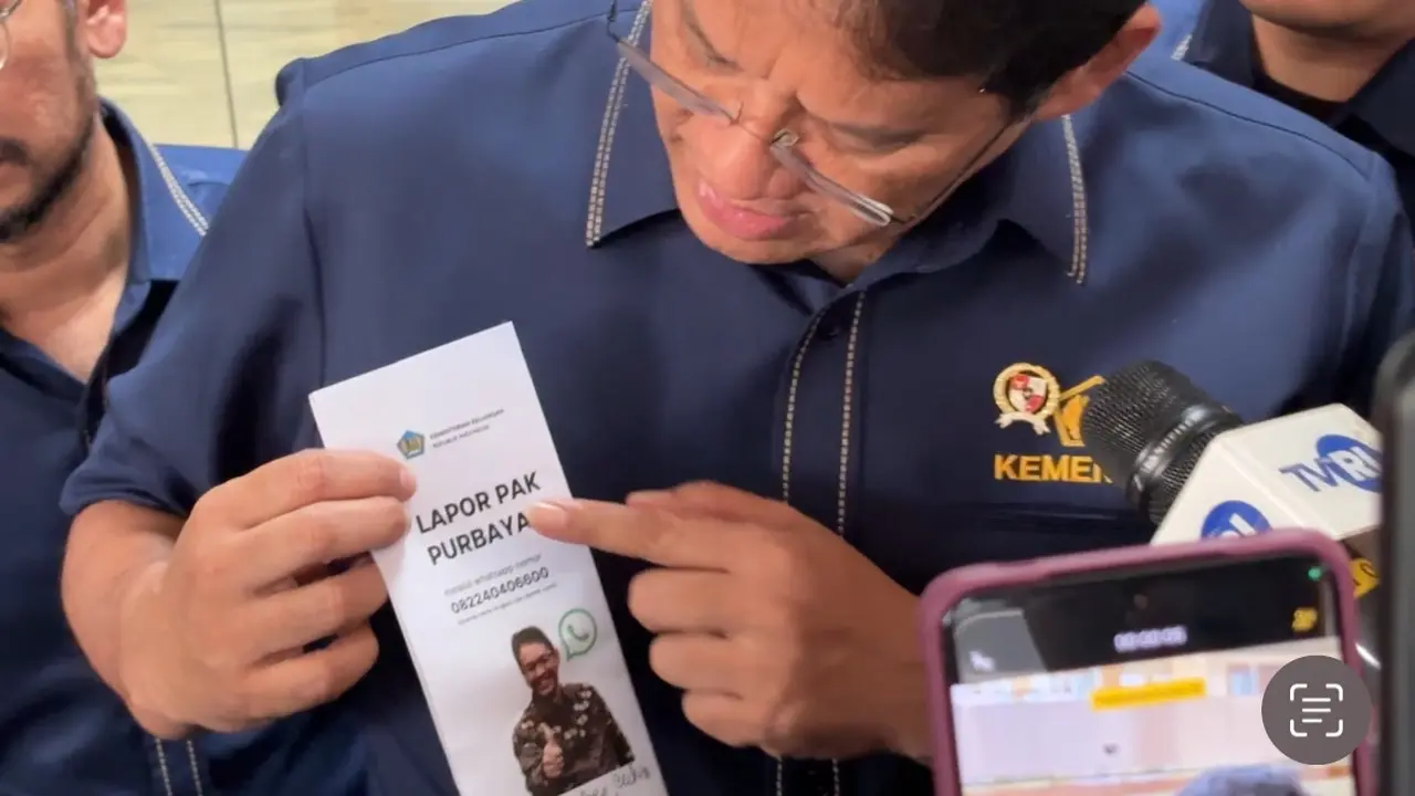 Lapor Pak Purbaya: Nomor WhatsApp Resmi Aduan Pajak & Bea Cukai 2 Menteri Keuangan Purbaya Yudhi Sadewa memperkenalkan layanan Lapor Pak Purbaya