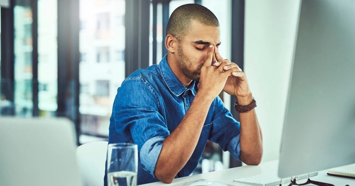 Tantangan Pemrosesan Katalog - Kunci Sukses E-commerce Modern 2 Visualisasi tantangan dalam pemrosesan katalog produk e-commerce