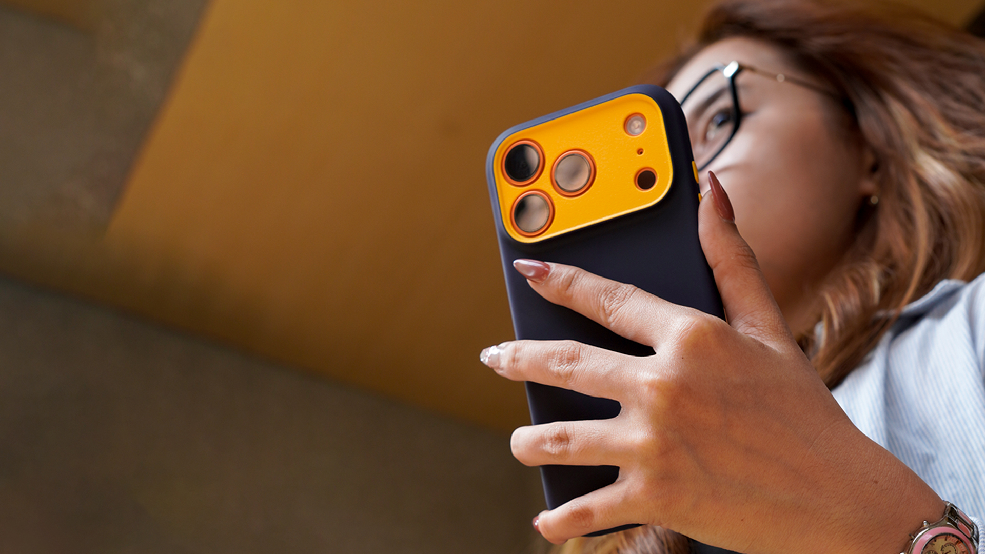 featured spigen iphone 17 perlindungan superior dan desain